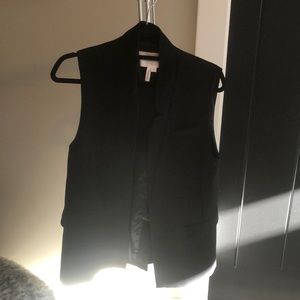 Black vest - BCBGeneration - size small.